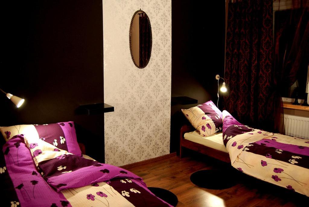 Very Berry Hostel - Old Town, Parking, Lift, Reception 24H Poznań Extérieur photo
